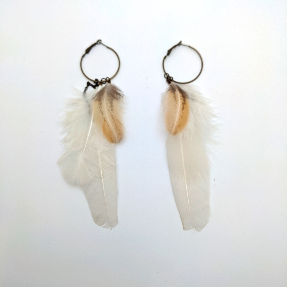 381MIDALANE Boho Angel Feather Hoop Earrings Natural Cruelty-Free 6-inch